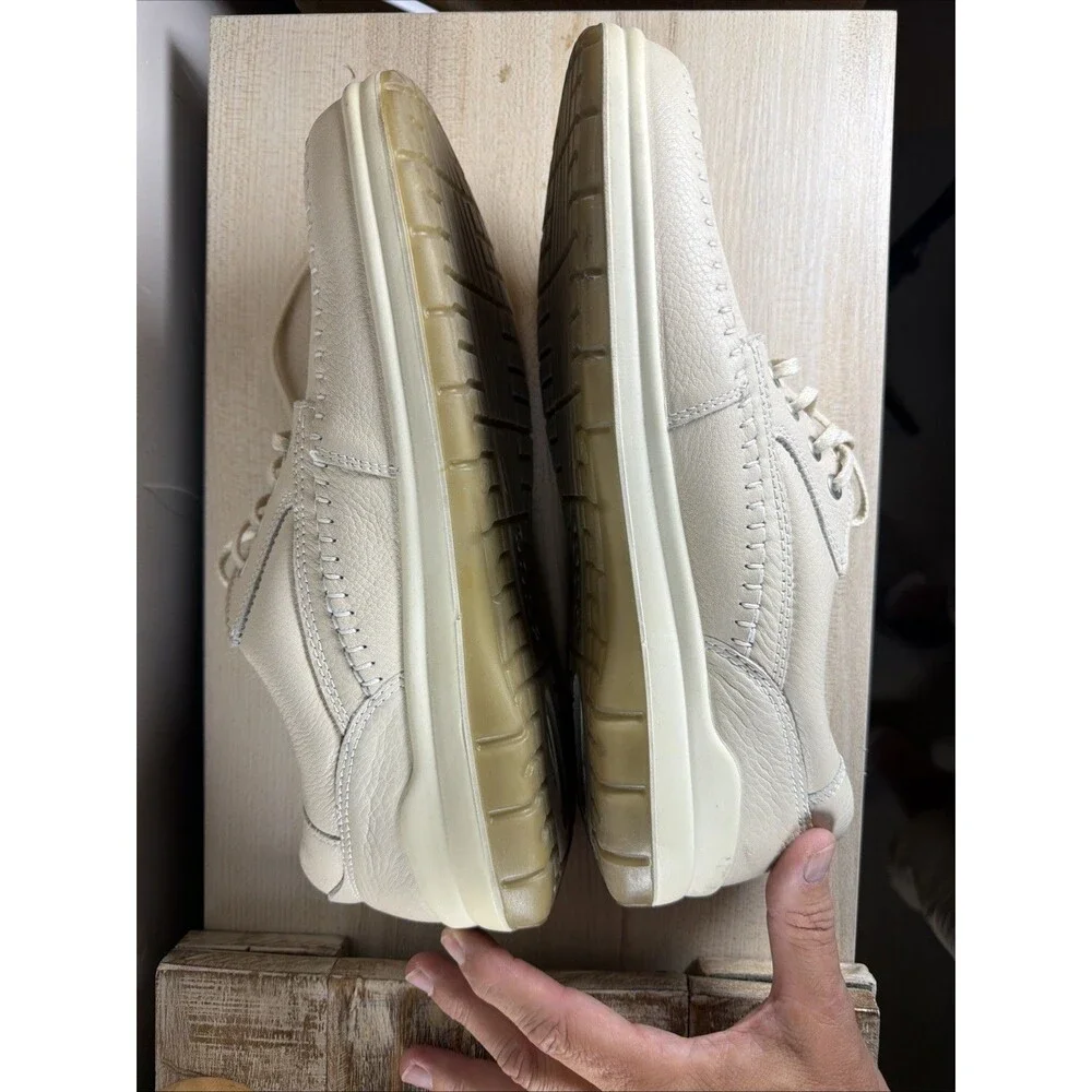 ECCO Off-White Leather Moc Toe Walking Comfort Shoes Men’s Size 12